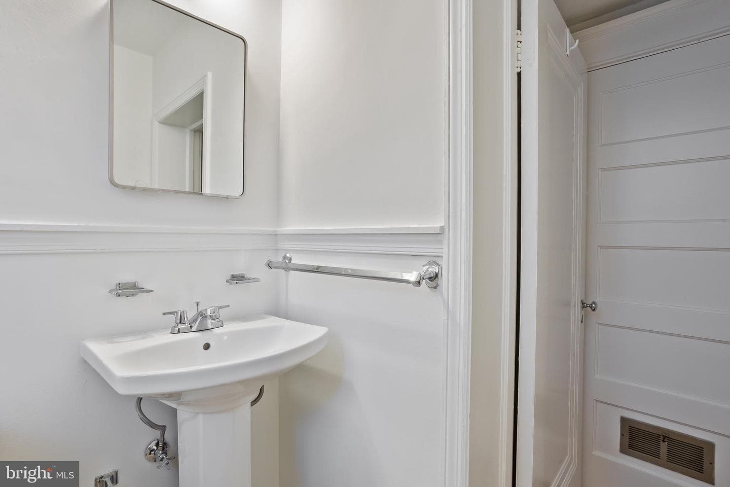 3809 Juniper Road photo 12