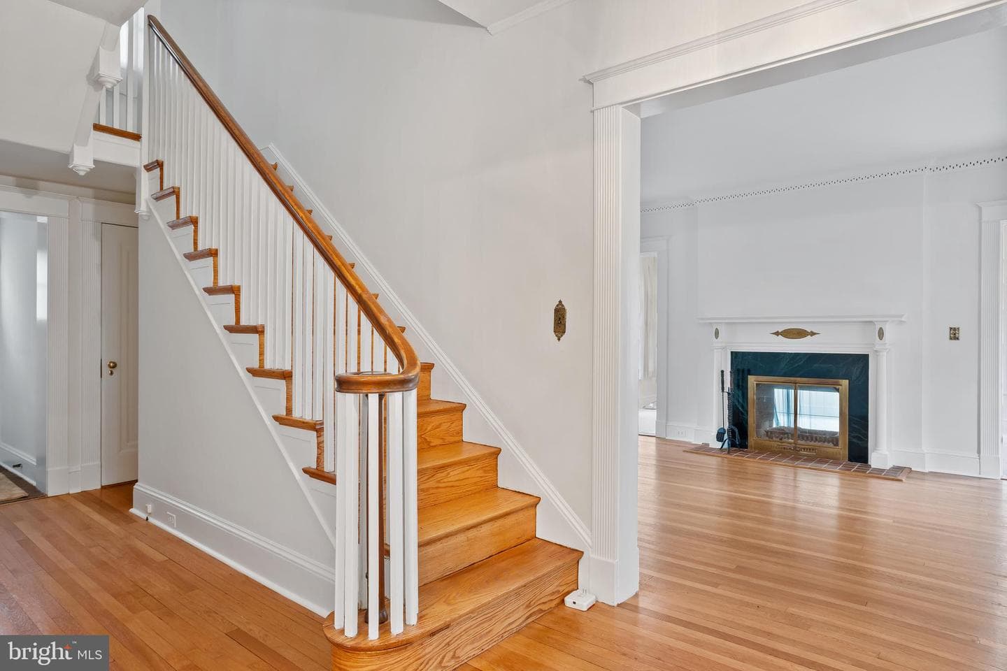 3809 Juniper Road photo 3