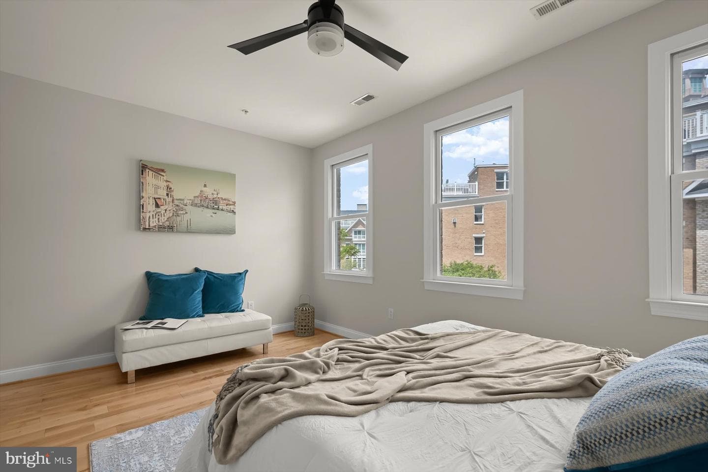 1252 Harbor Island Walk photo 29