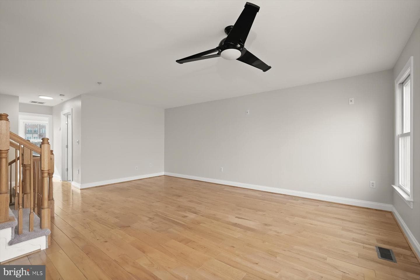 1252 Harbor Island Walk photo 37