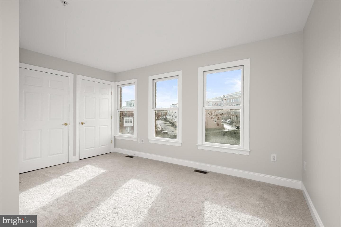 1252 Harbor Island Walk photo 40