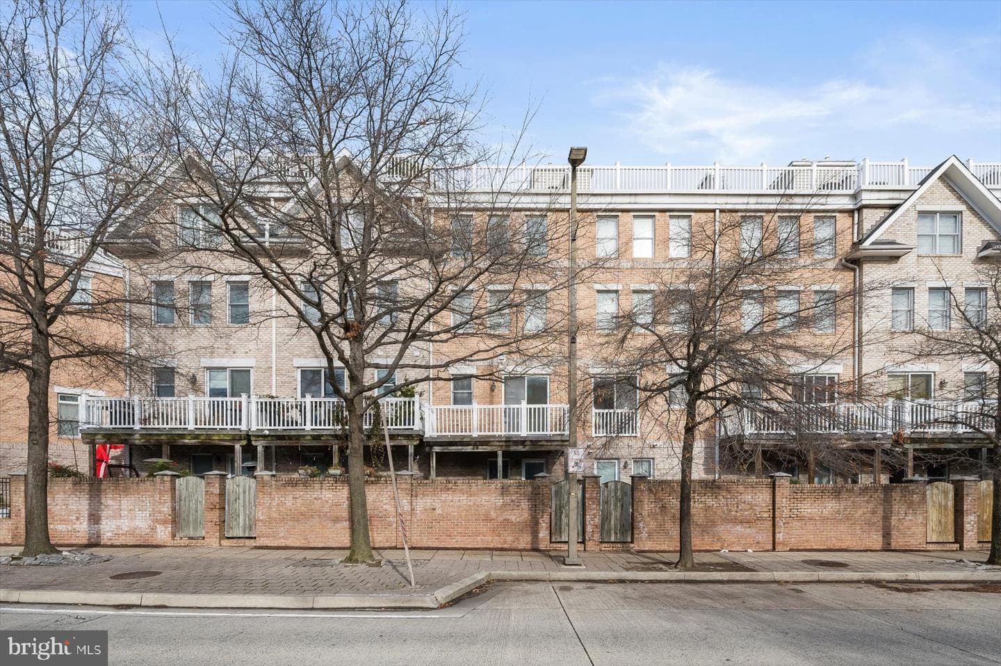 1252 Harbor Island Walk photo 51