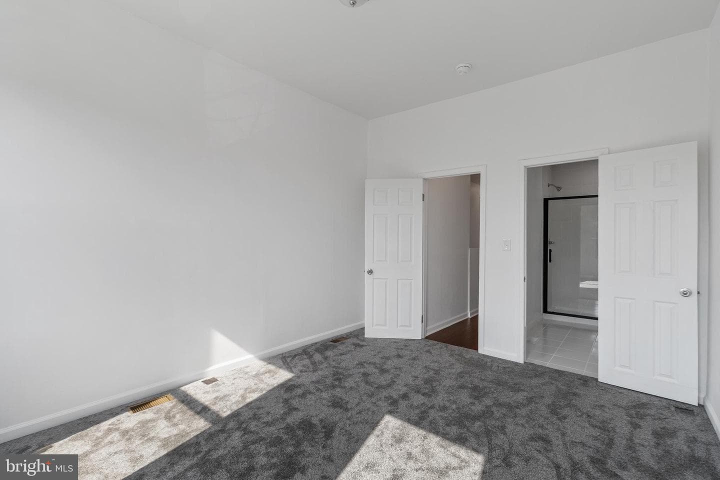 2514 Ashland Avenue photo 15