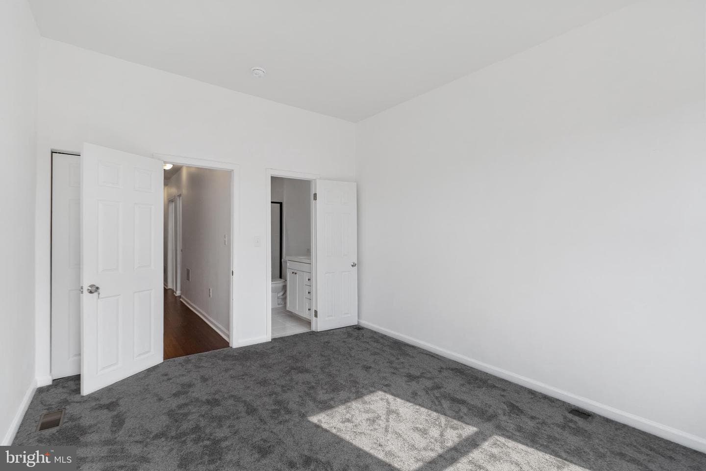 2514 Ashland Avenue photo 16