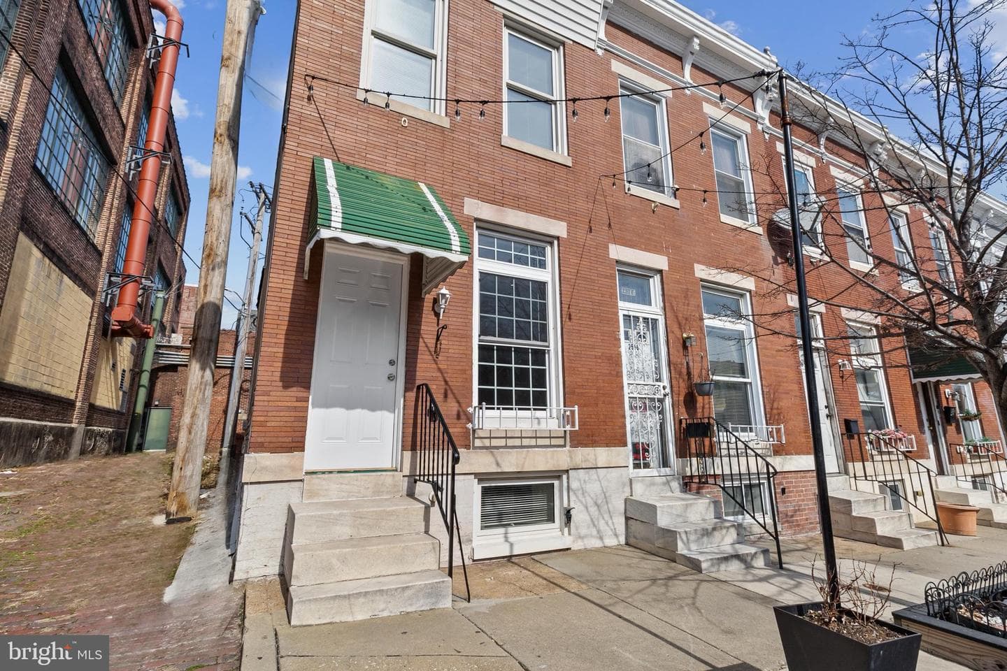 2514 Ashland Avenue photo 2