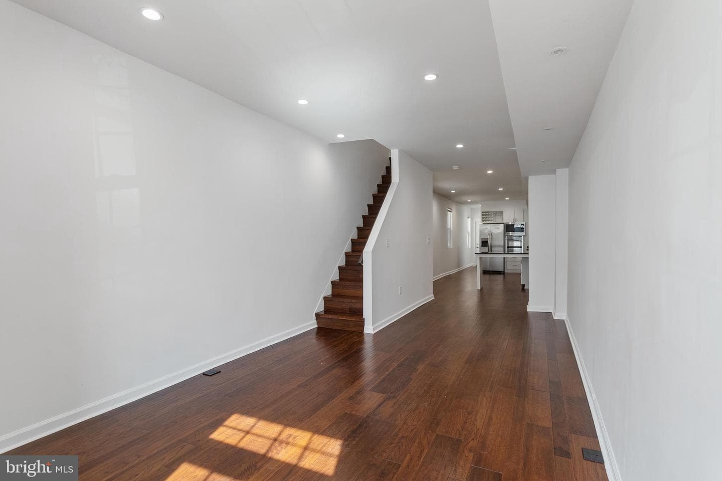 2514 Ashland Avenue photo 8