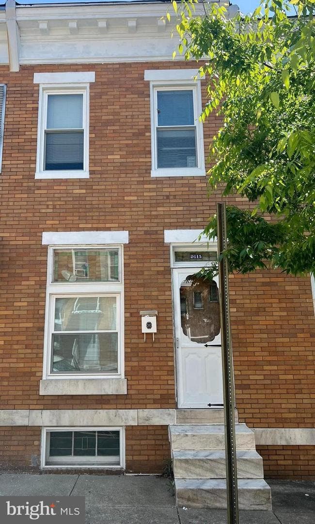 2615 Mura Street photo 1