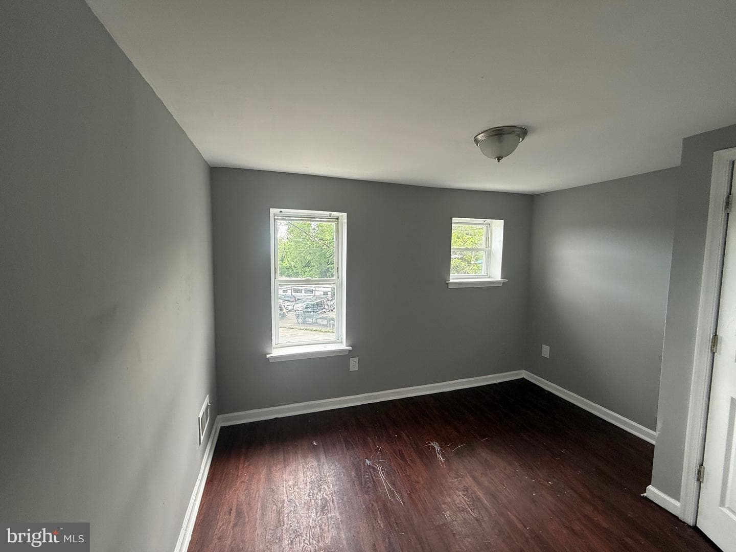 496 Brunswick Street photo 7