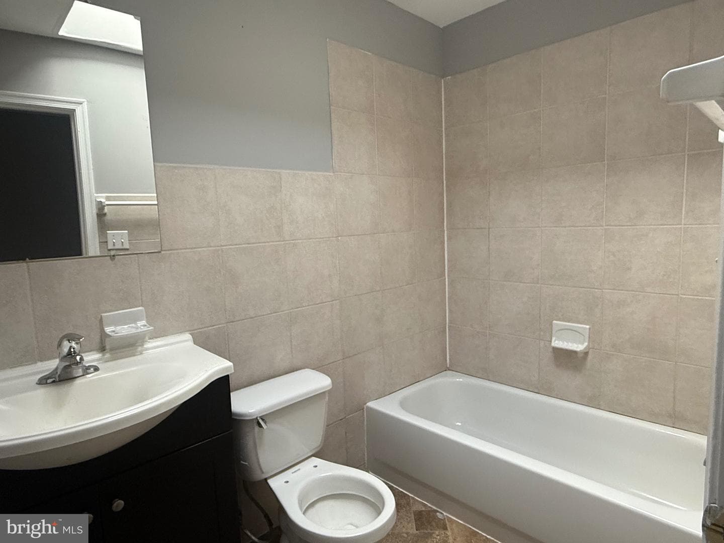 496 Brunswick Street photo 9