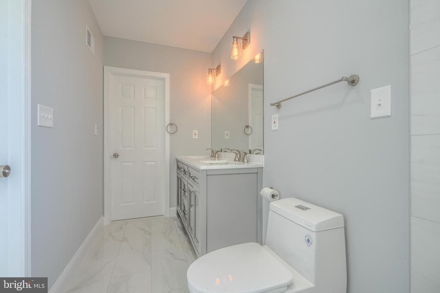 4106 Fleetwood Avenue photo 33