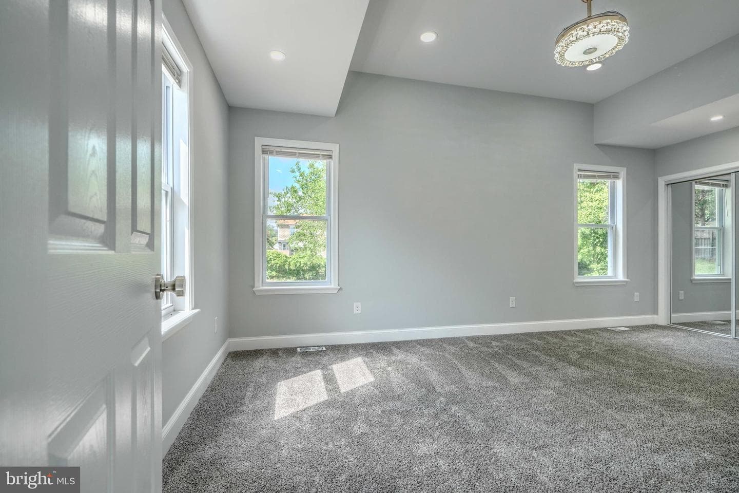 4106 Fleetwood Avenue photo 34