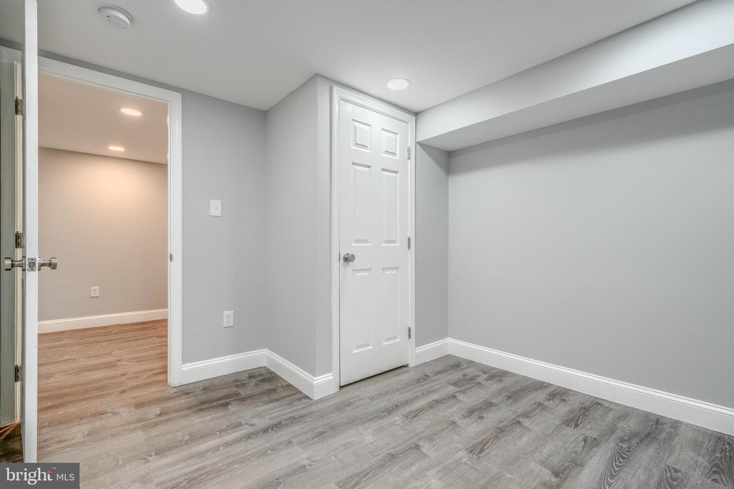 4106 Fleetwood Avenue photo 43