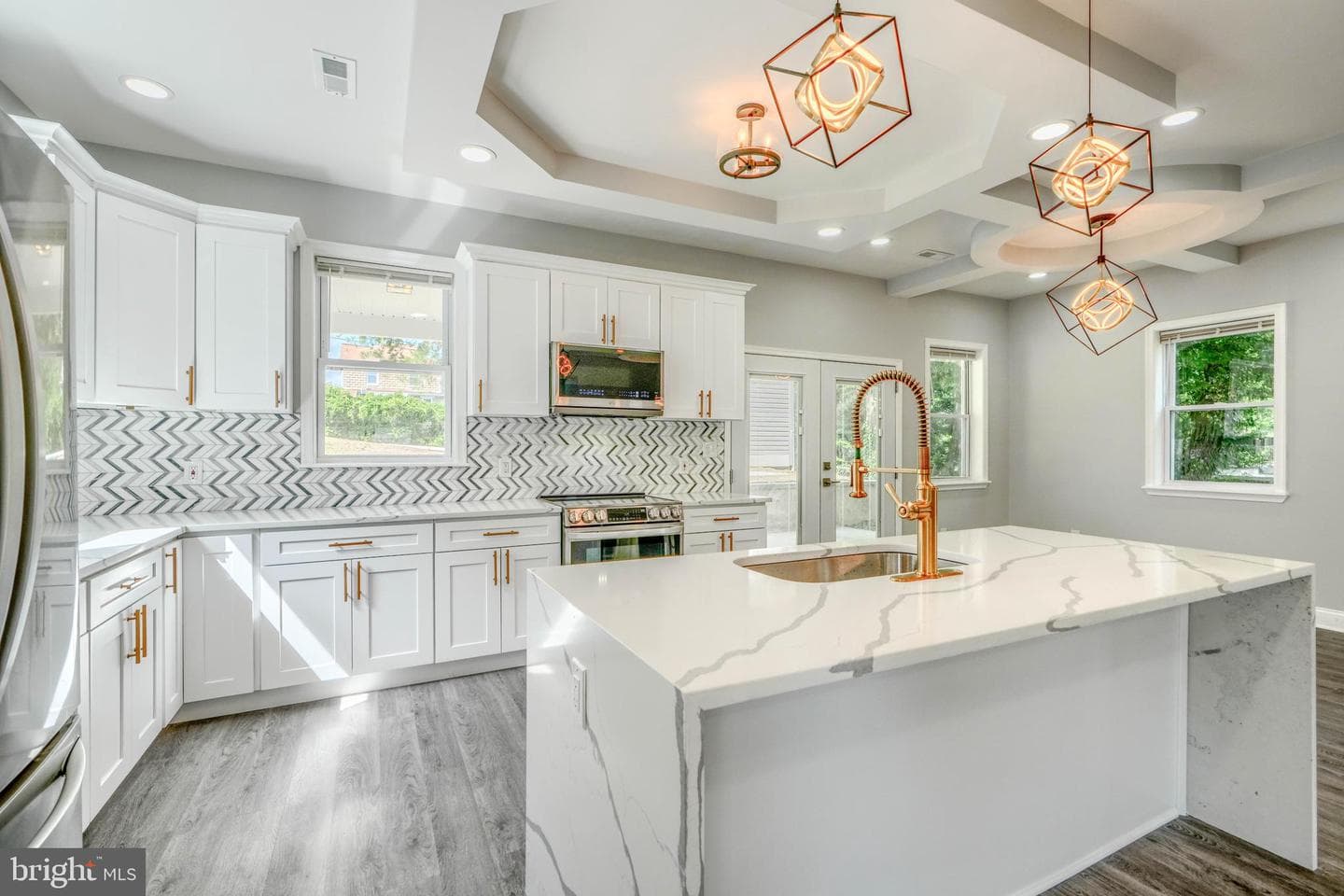 4106 Fleetwood Avenue photo 8