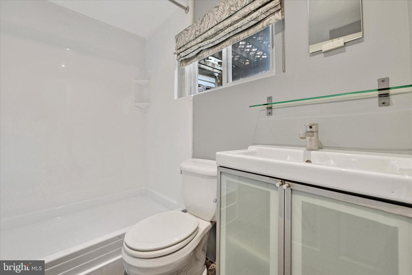 1407 Clarkson Street photo 12
