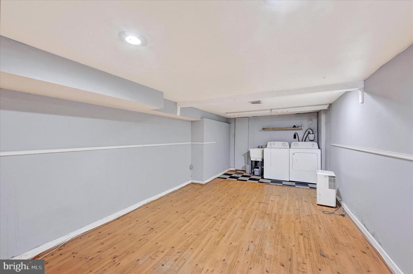 1407 Clarkson Street photo 18