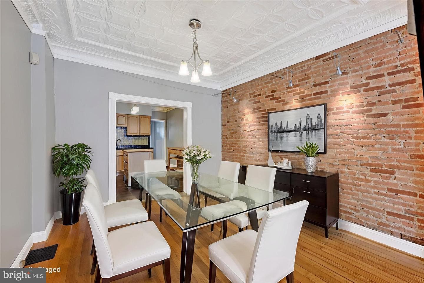 1407 Clarkson Street photo 7