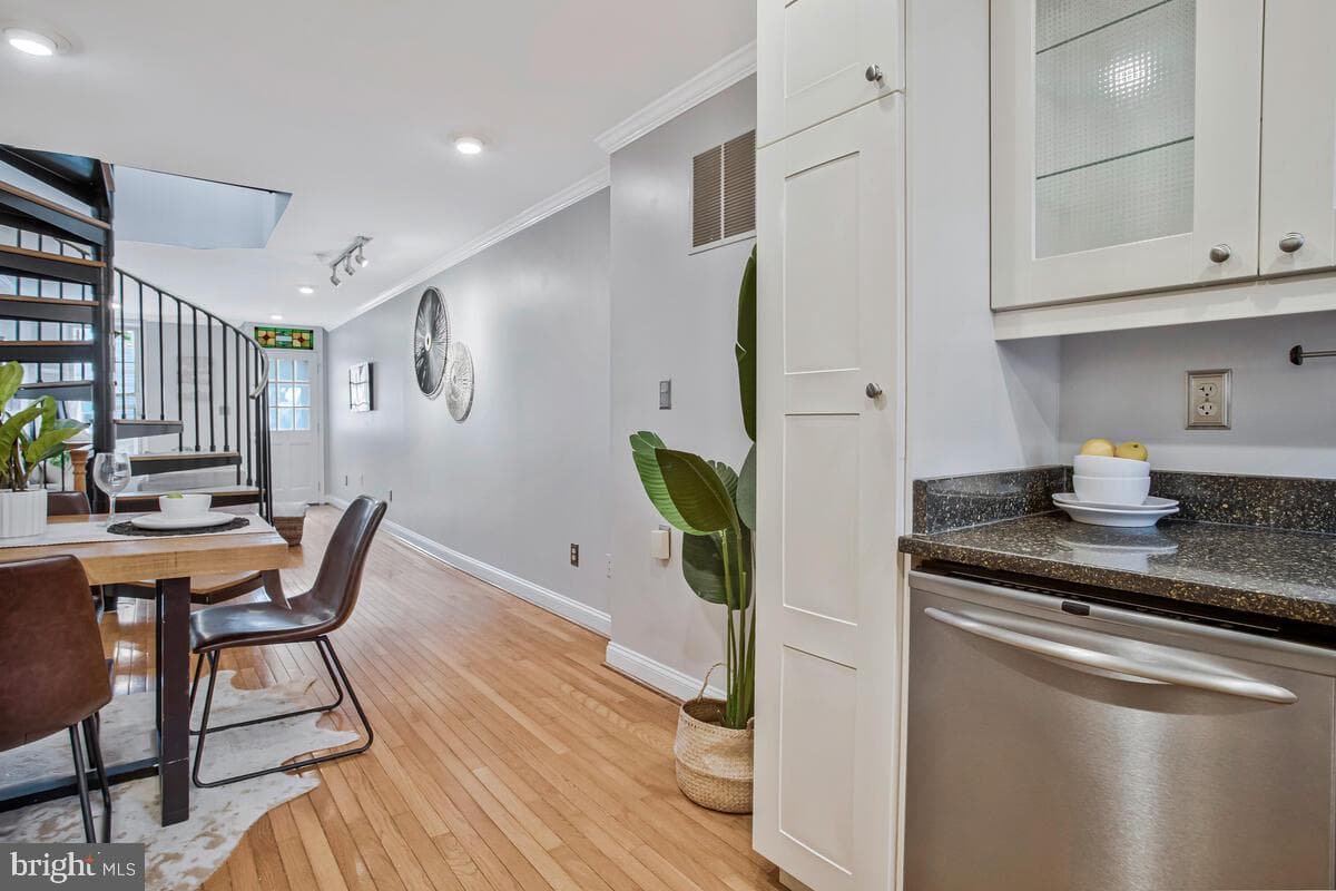 1206 Battery Avenue photo 12