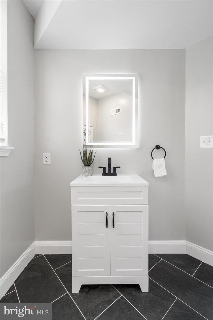 2200 Chelsea Terrace photo 20