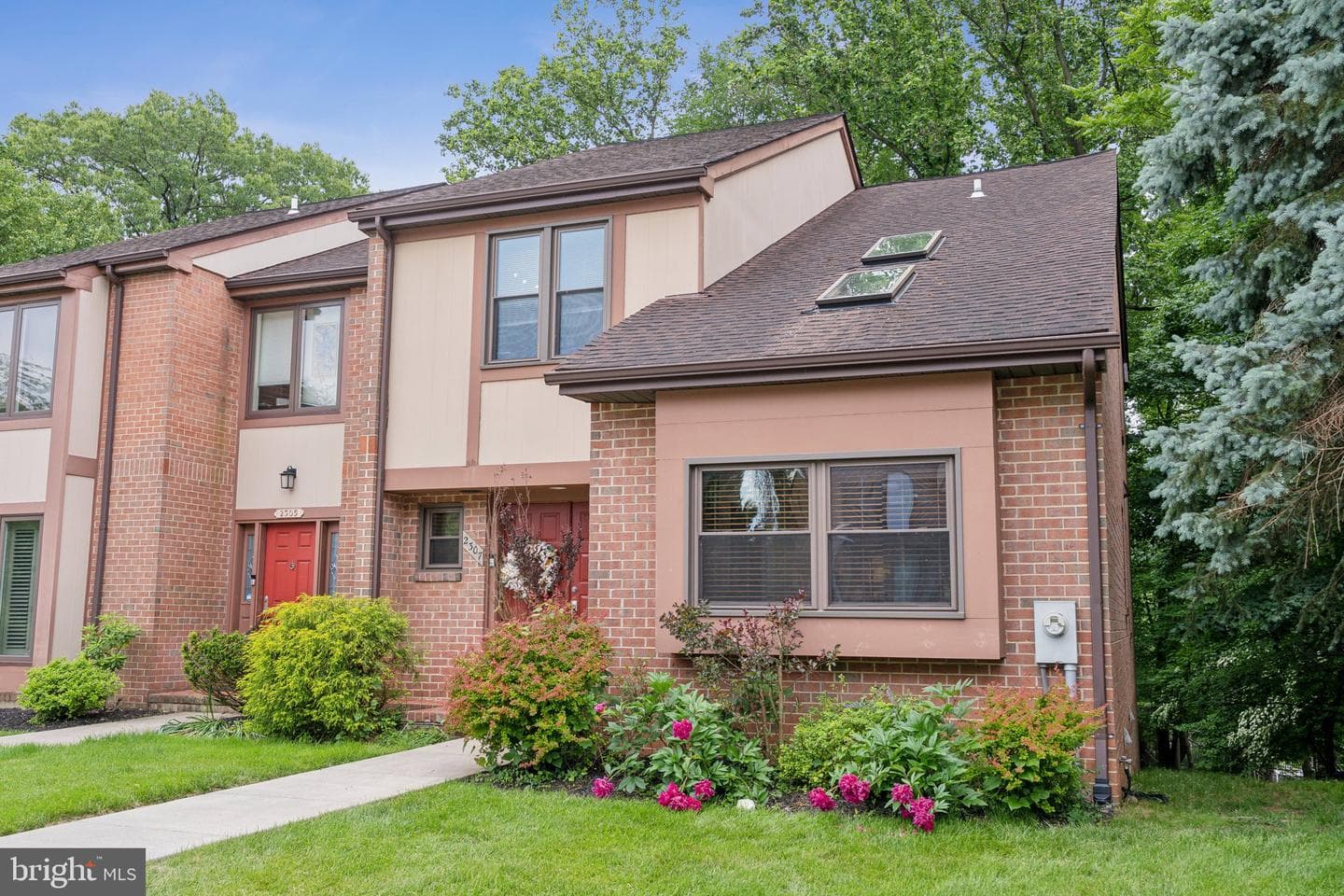 2307 Bright Leaf Way photo 3