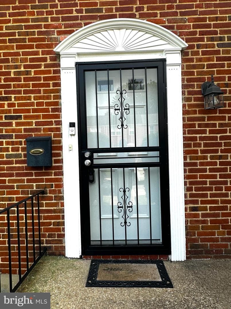 912 Evesham Avenue photo 42
