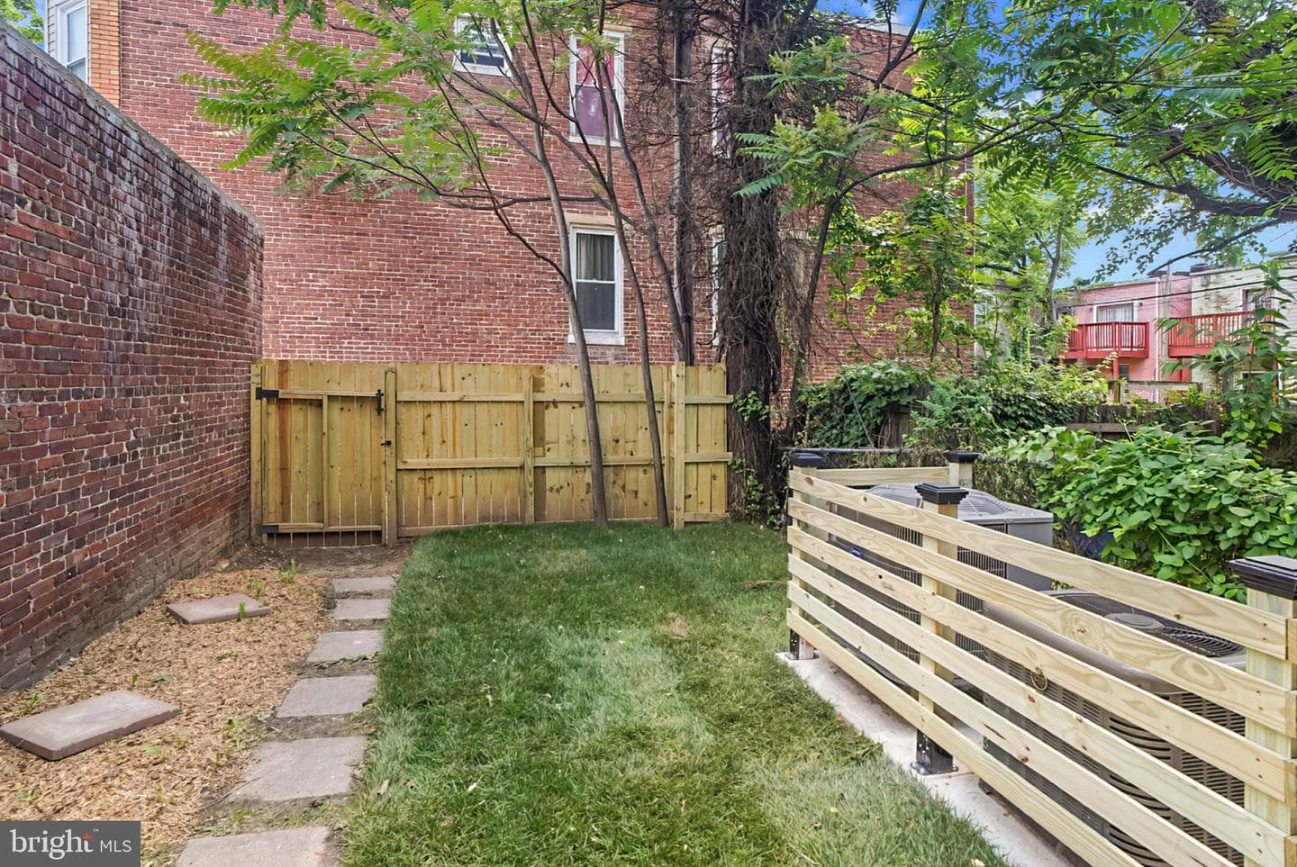2813 Guilford Avenue photo 42
