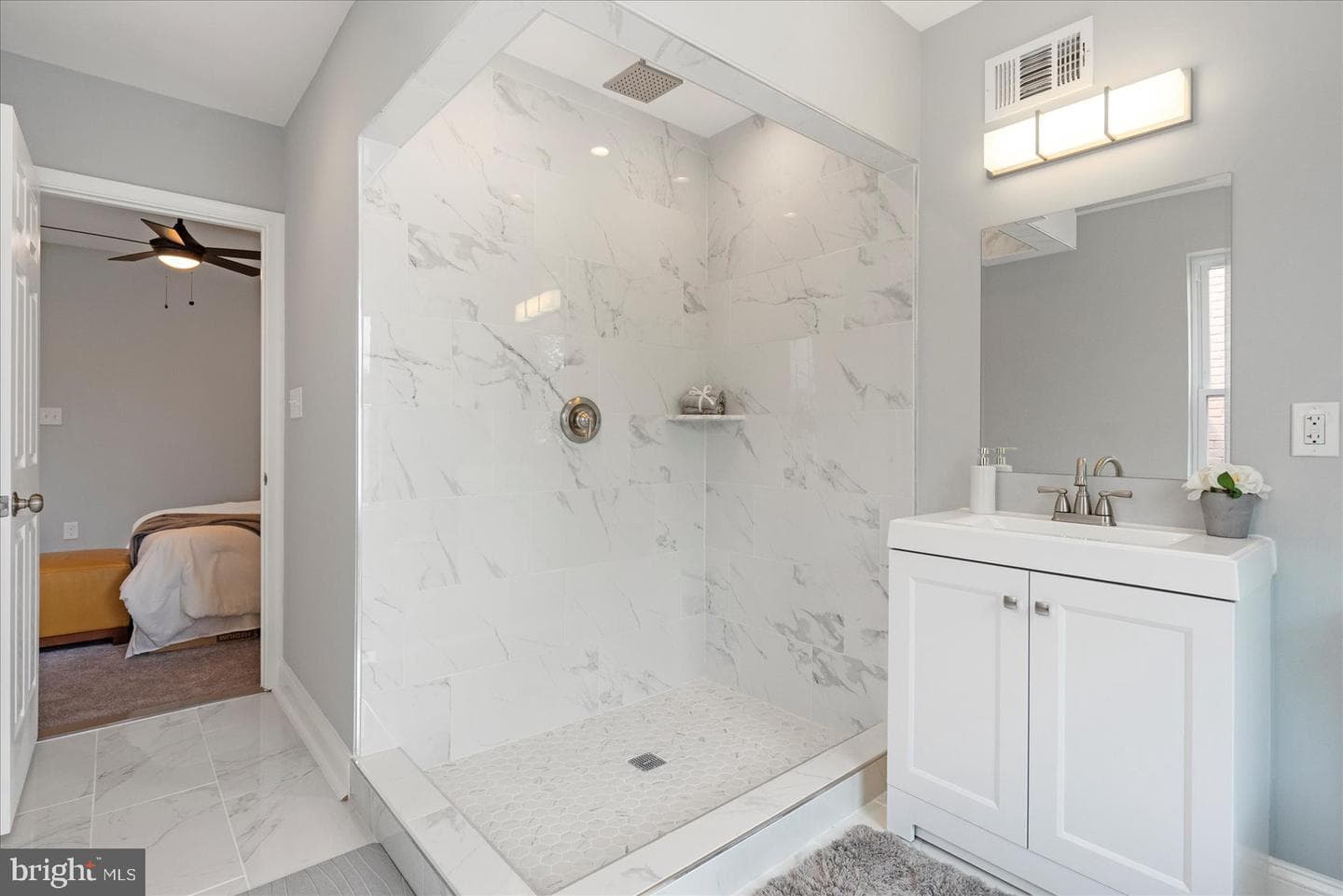 2328 Barclay Street photo 21
