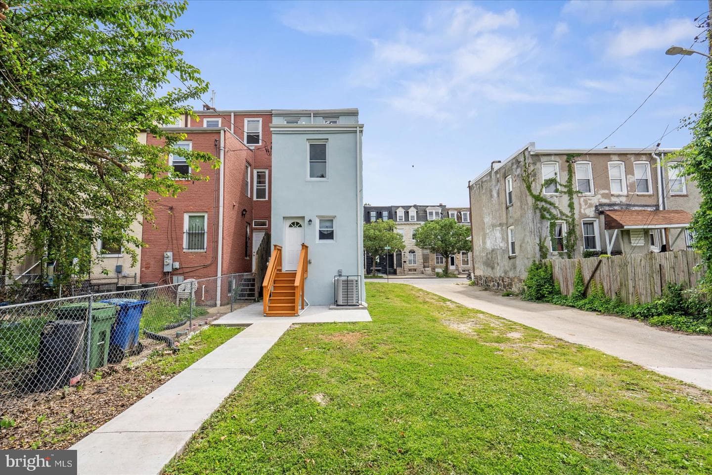 2328 Barclay Street photo 41