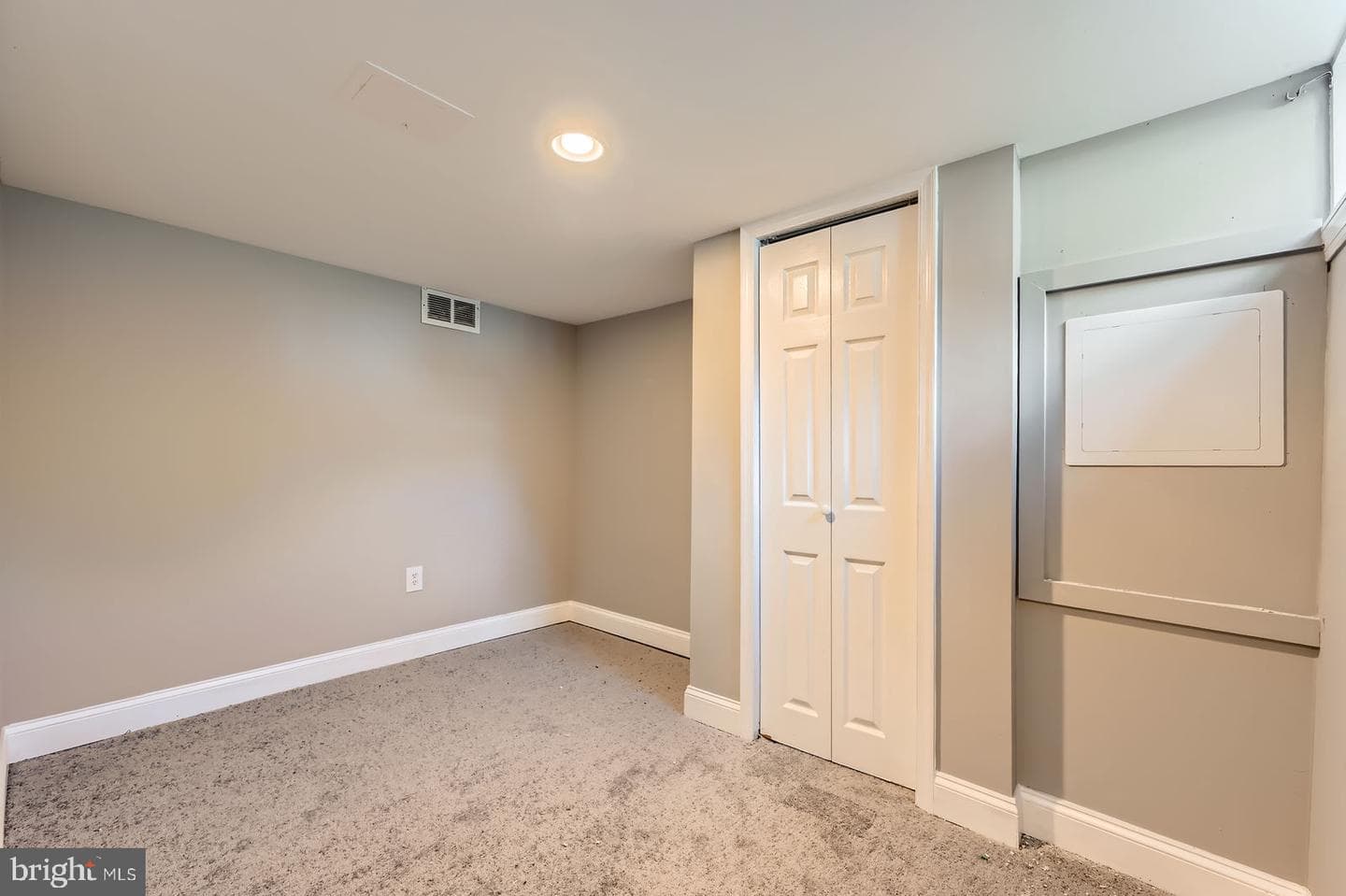 3608 Saint Victor Street photo 22