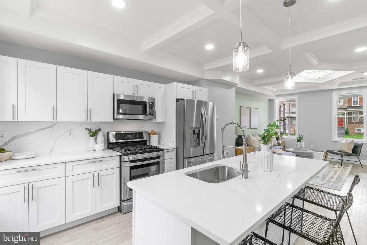 1505 N Pulaski Street photo 3