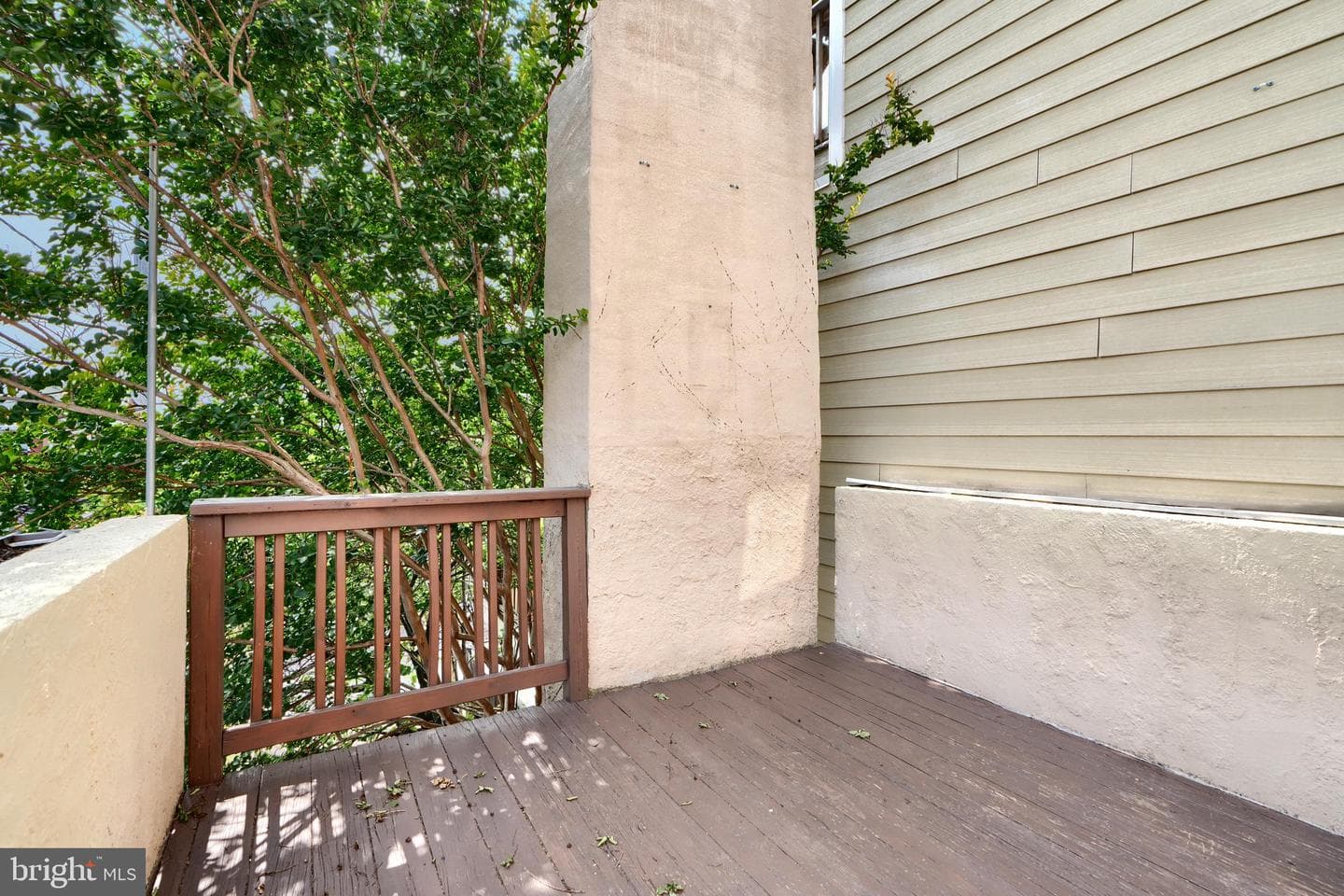 1142 Riverside Avenue photo 31