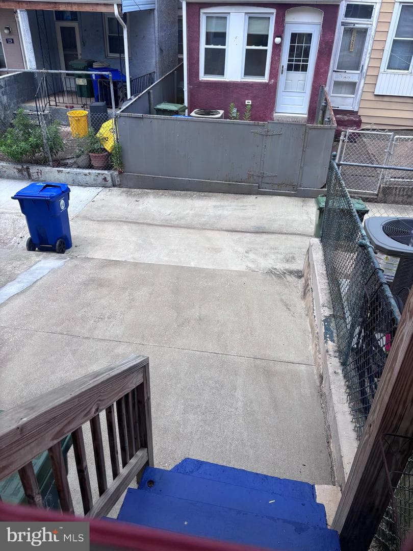 114 Burnett Street photo 23