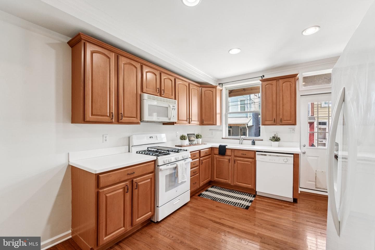 114 Burnett Street photo 7