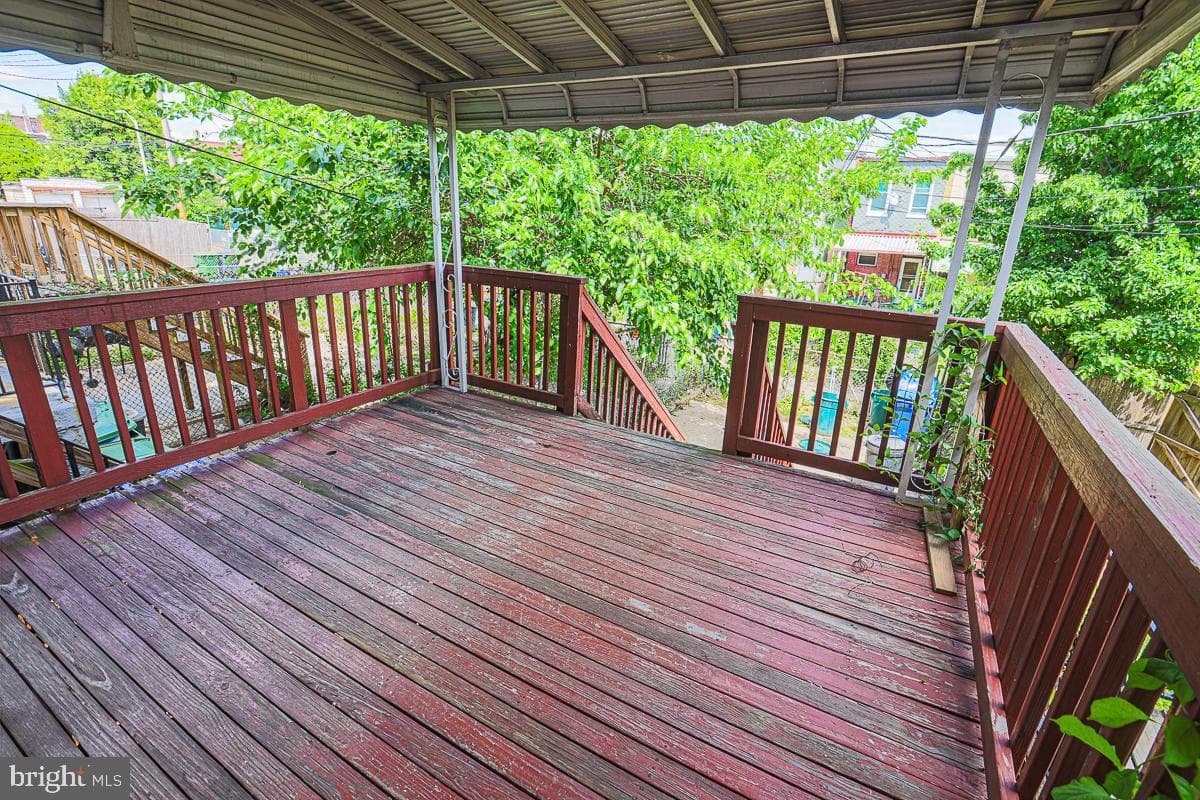 1721 Ruxton Avenue photo 35