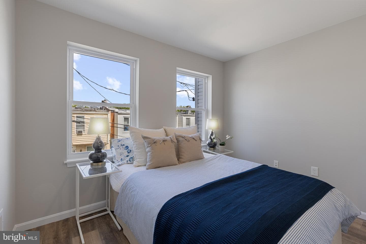 921 N Rose Street photo 11