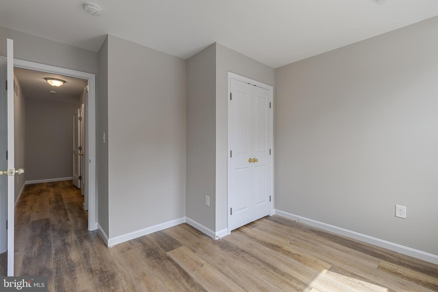 921 N Rose Street photo 13