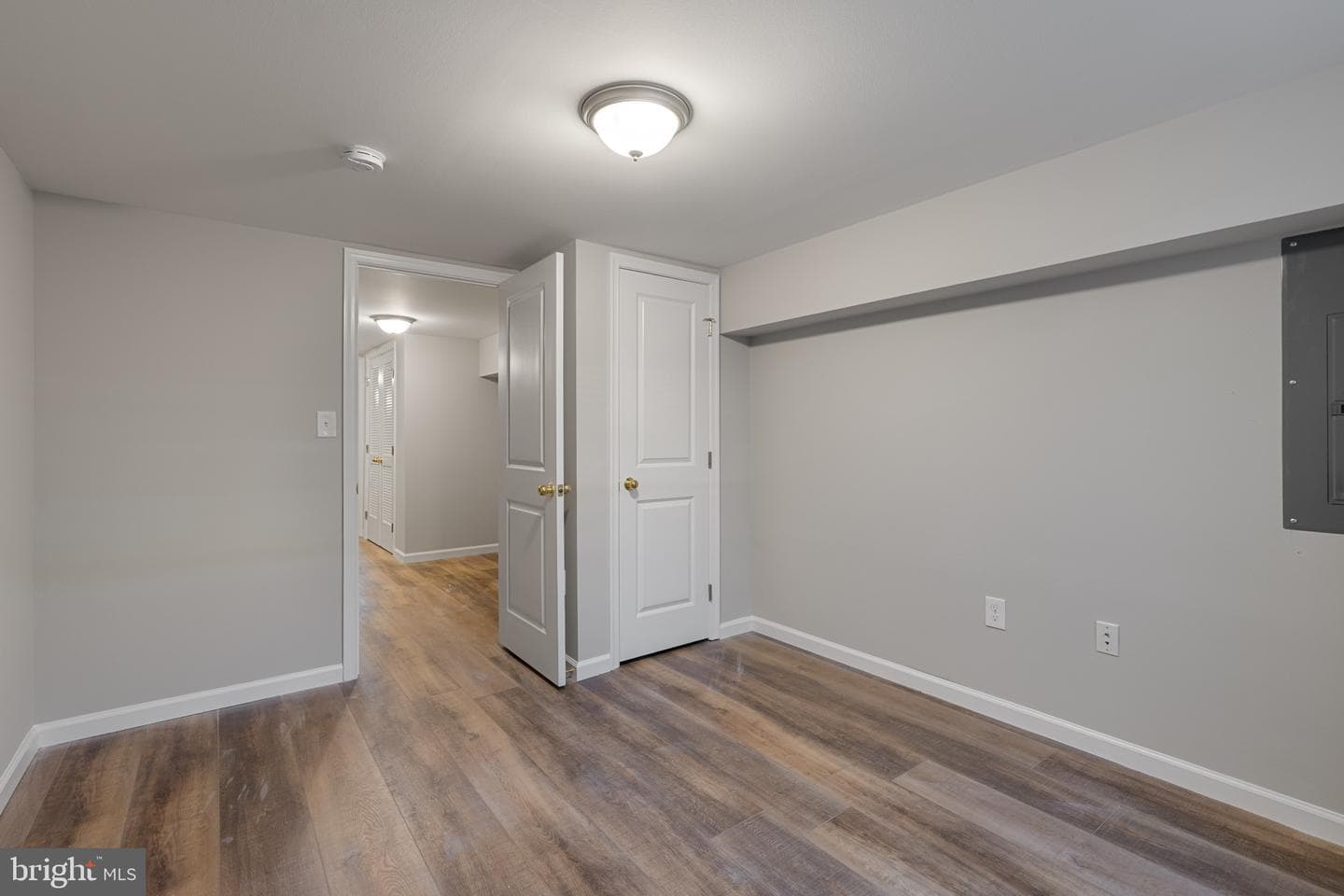 921 N Rose Street photo 18