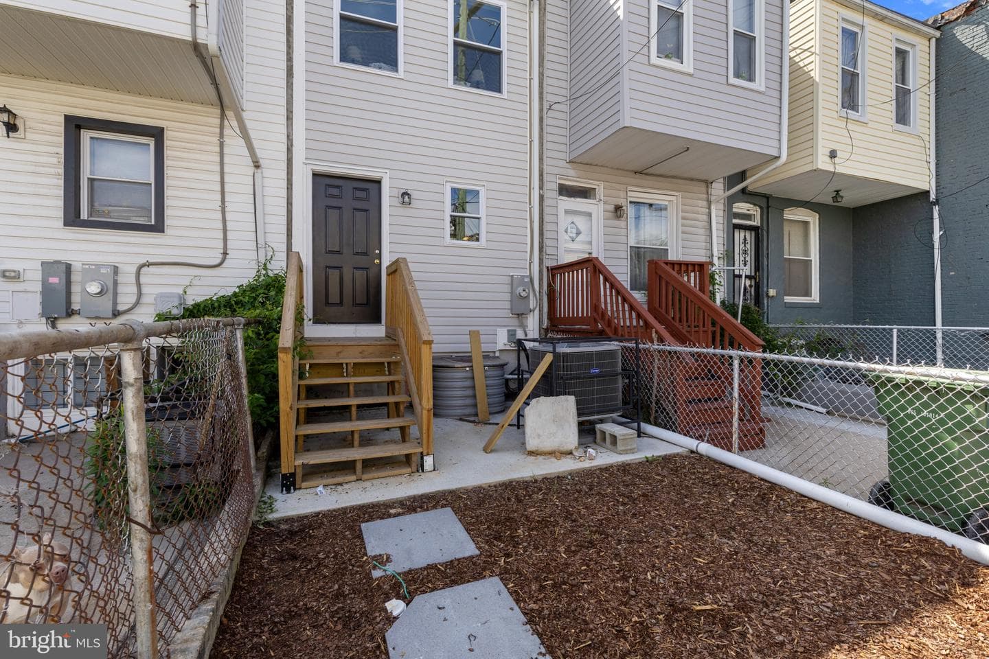 921 N Rose Street photo 21