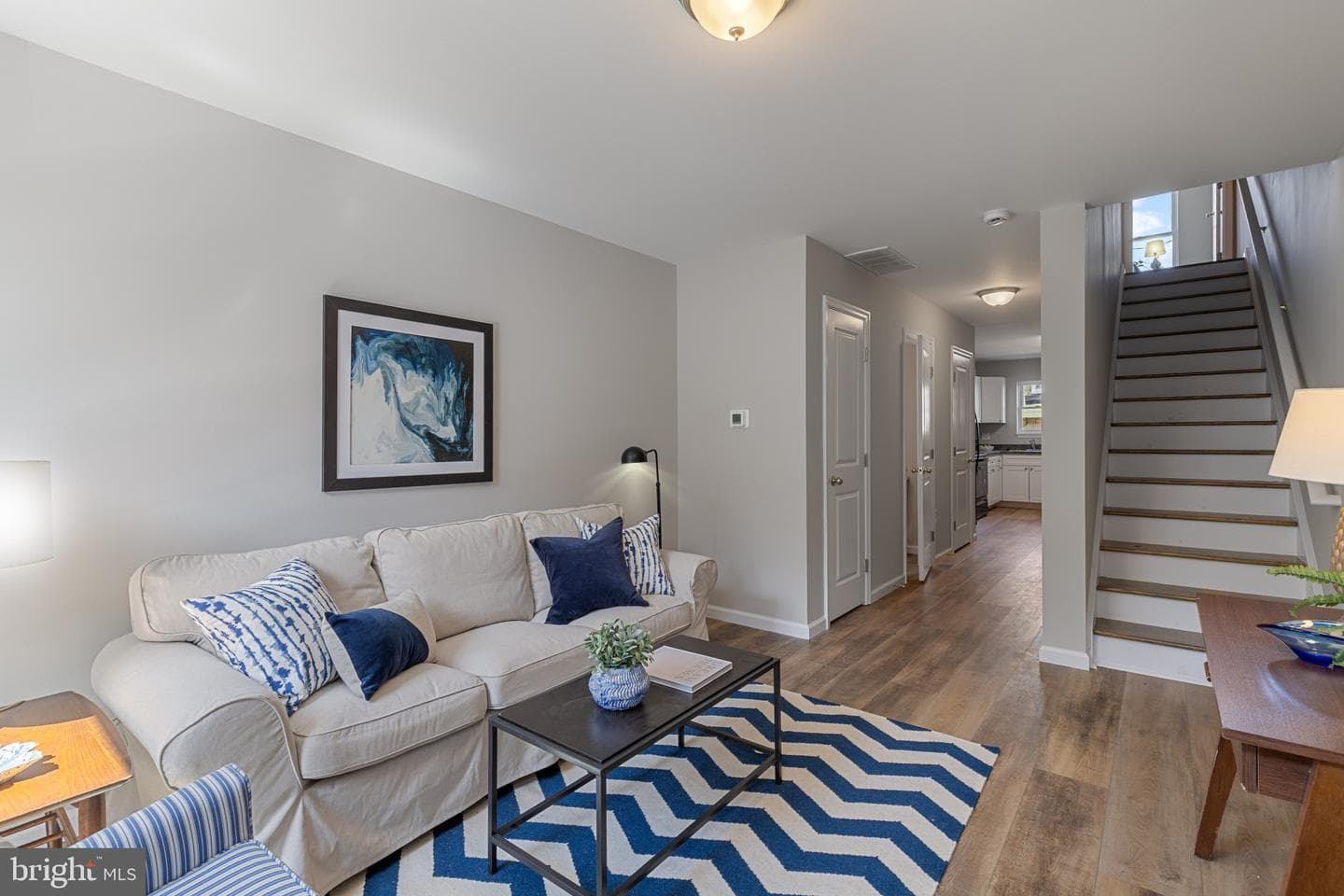 921 N Rose Street photo 3