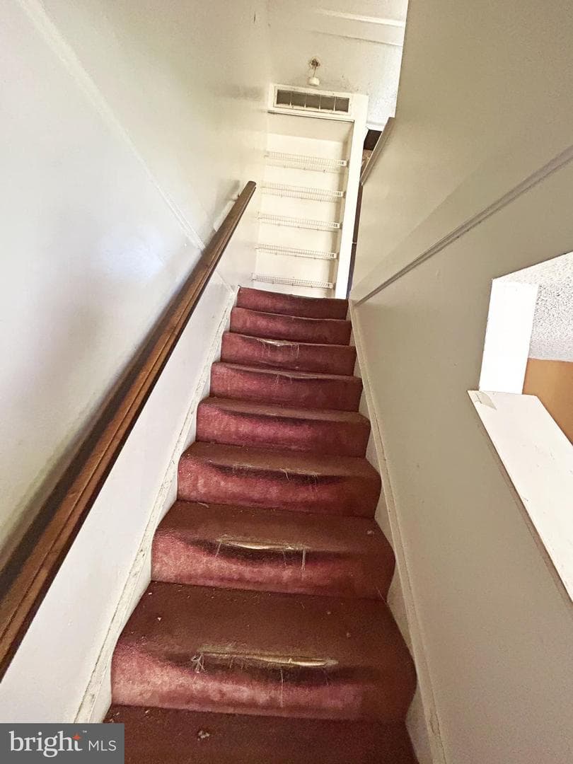 1222 N Calhoun Street photo 8