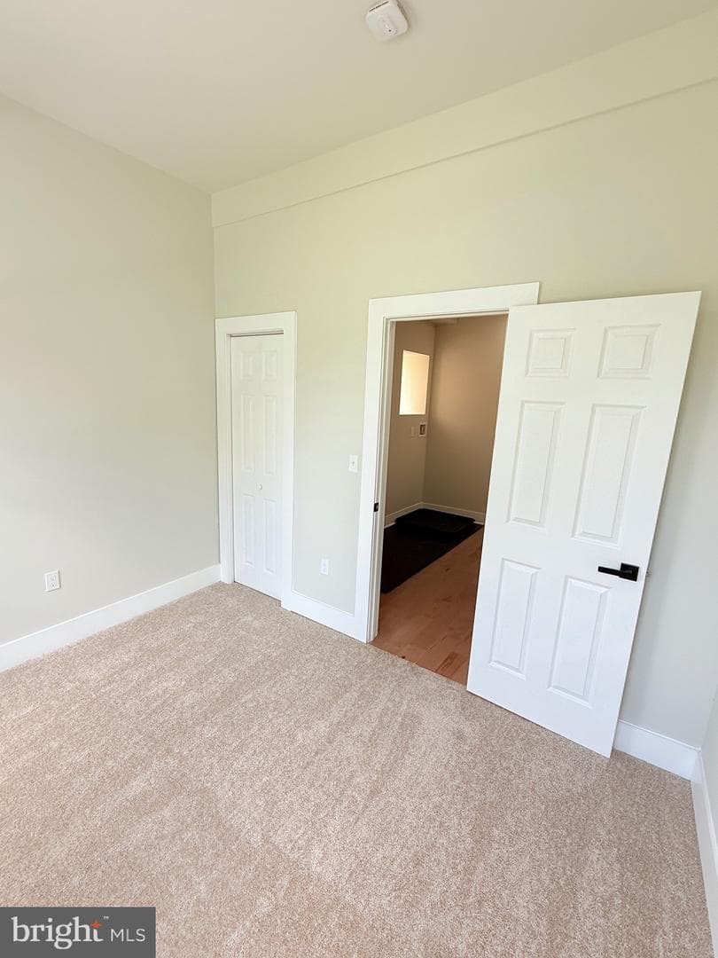 2110 Llewelyn Avenue photo 25