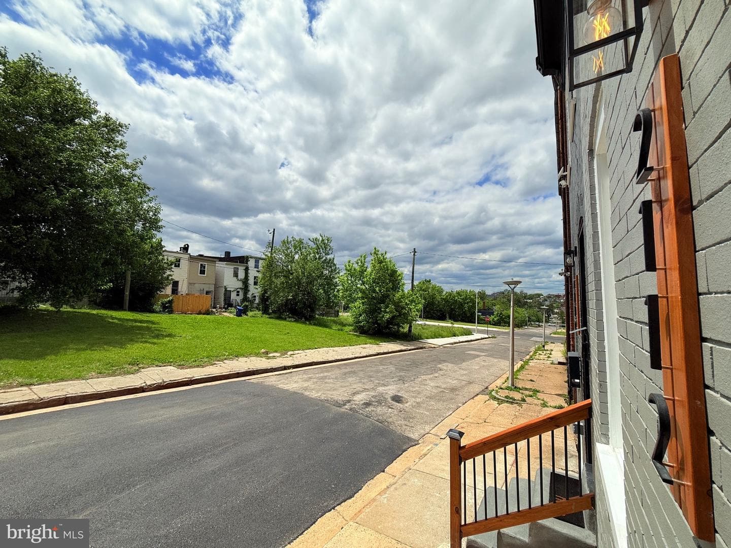 2112 Llewelyn Avenue photo 49