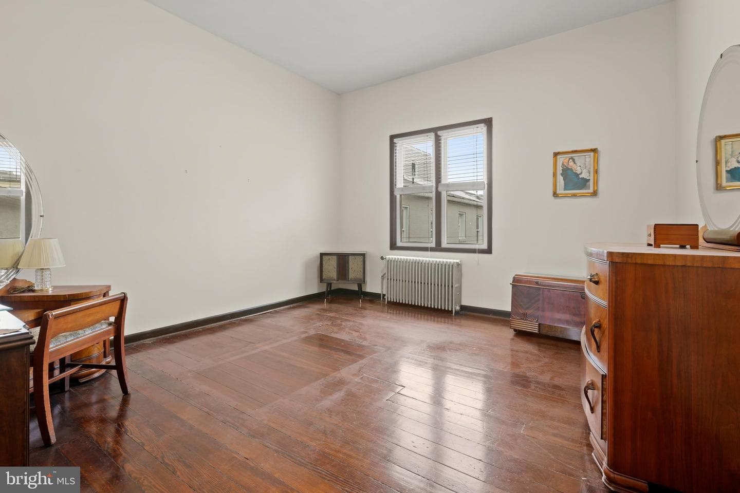 915 Stiles Street photo 19