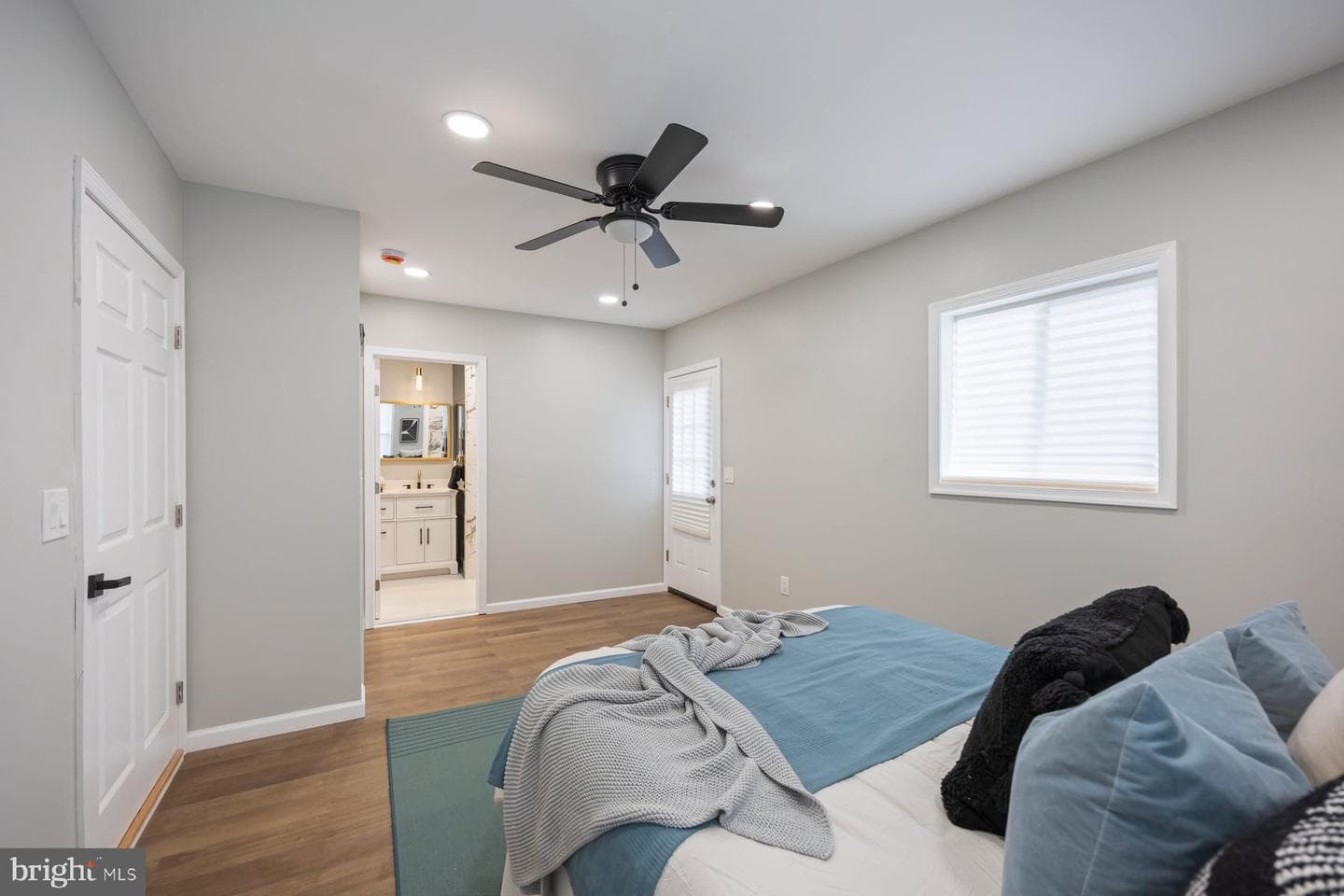 5300 Merceron Avenue photo 19