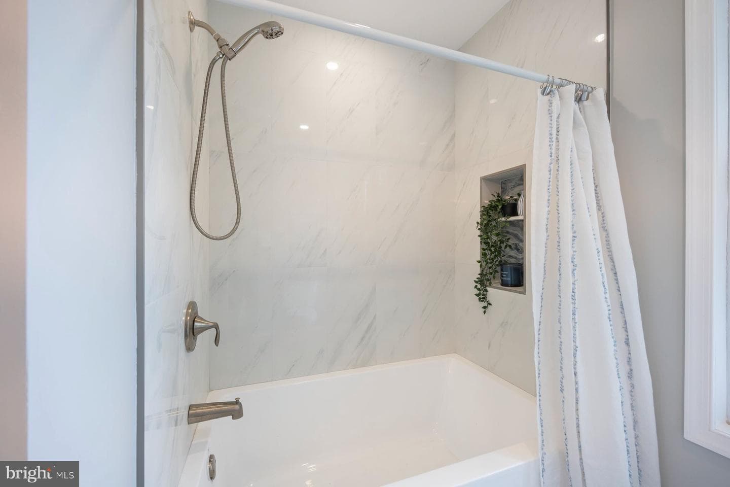 5300 Merceron Avenue photo 29