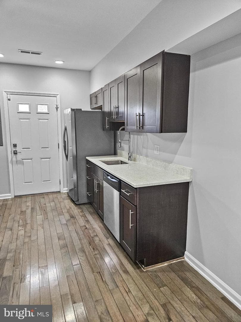 524 N Patterson Park Avenue N photo 11