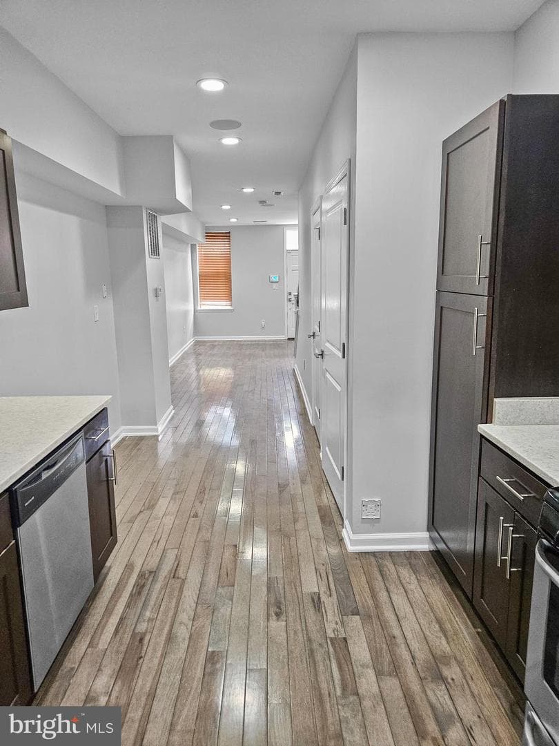 524 N Patterson Park Avenue N photo 57