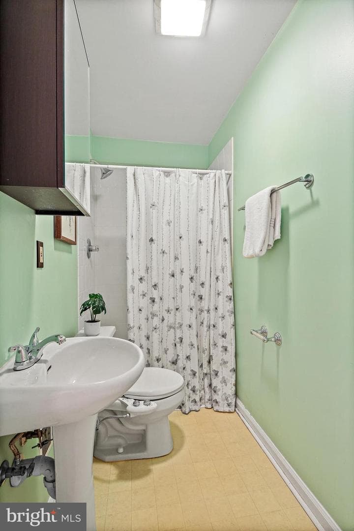 31 S Ann Street photo 21