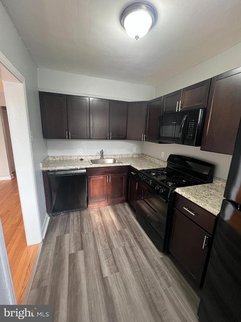 6131 Macbeth Drive photo 7