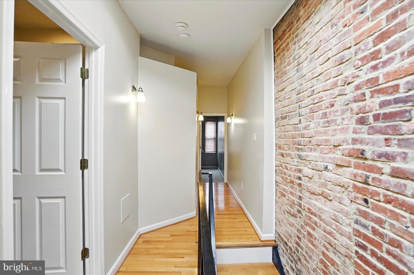 1225 W Cross Street photo 26