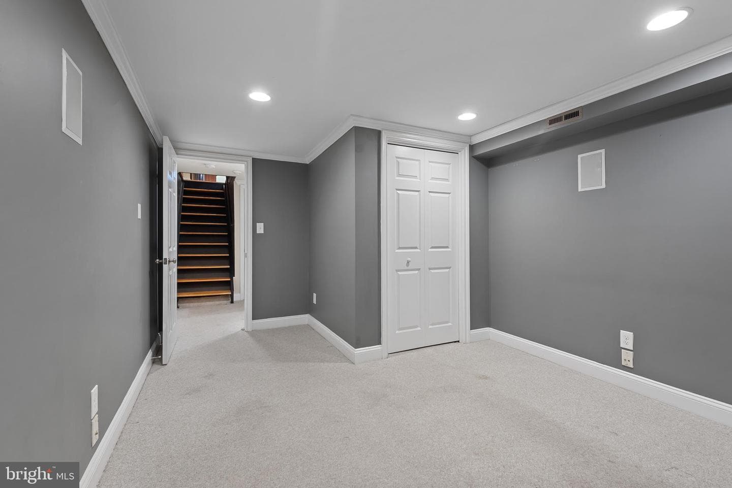 3006 Dillon Street photo 25